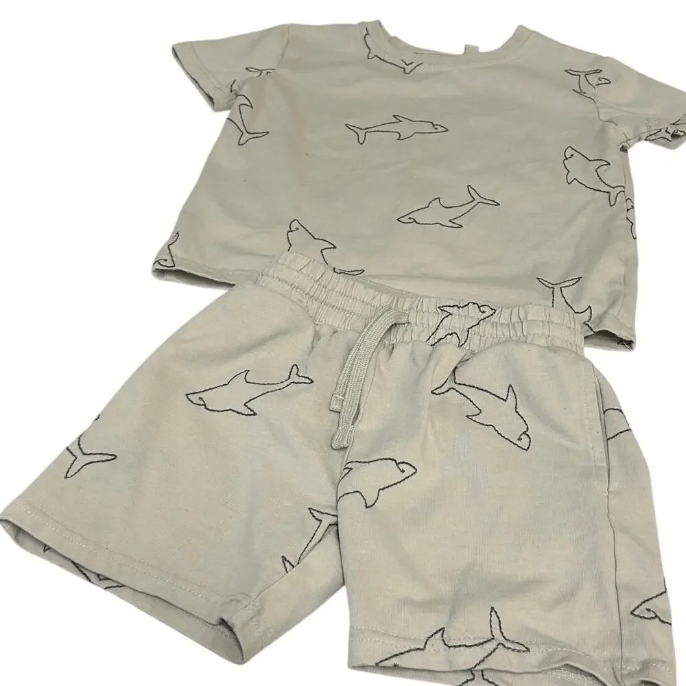 Stitch & Stone boys size 4T 2-piece lounge set shark w/outline print nwot